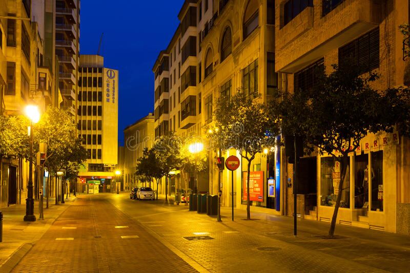 Castelló de noche