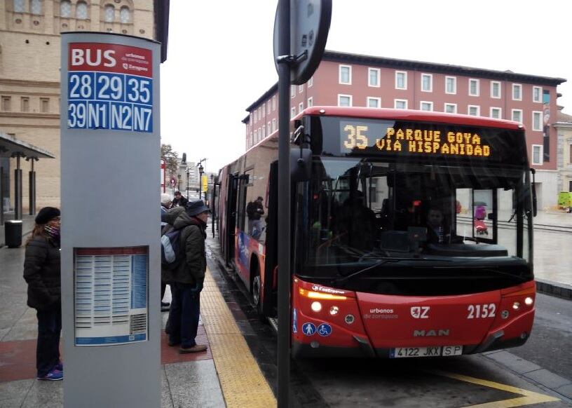 Parada de bus en Zaragoza