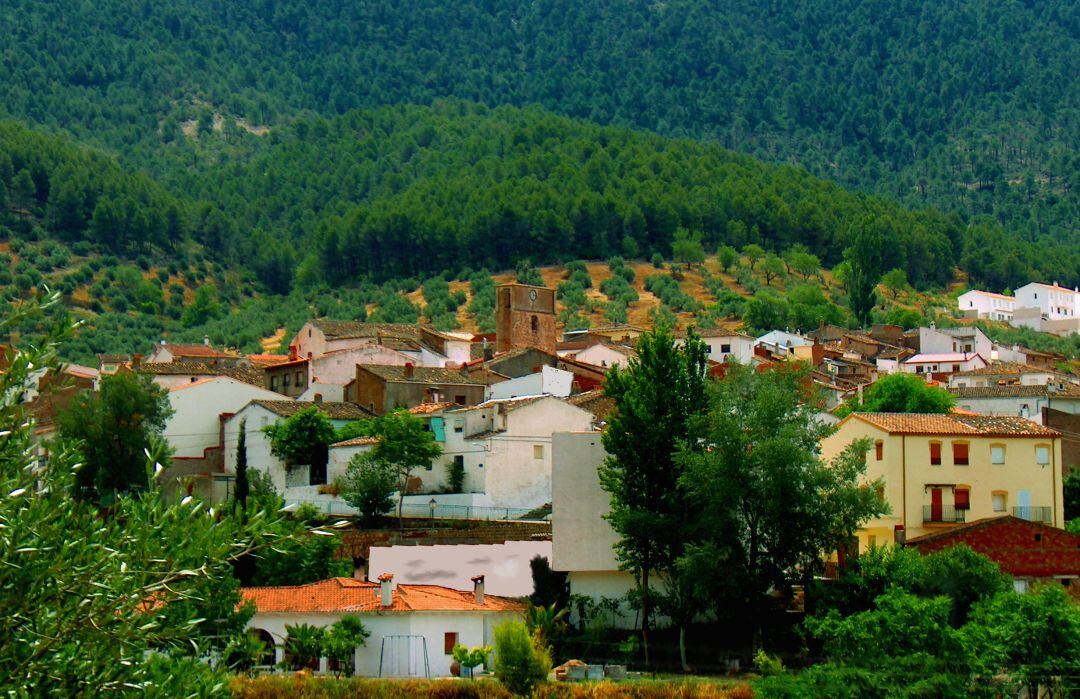 Uno de los nuevos municipios que tienen una tasa de contagio entre 500 y 1.000 casos por 100.000 habitantes y aplican cierre perimetral es Benatae