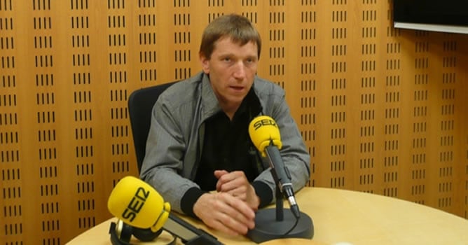 Rufi Etxeberria, en Radio San Sebastián, durante la entrevista en &#039;Hora 25&#039;