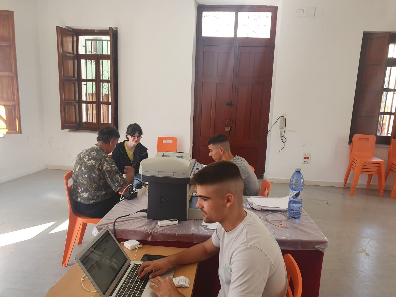 Momento de la venta de bonos consumo