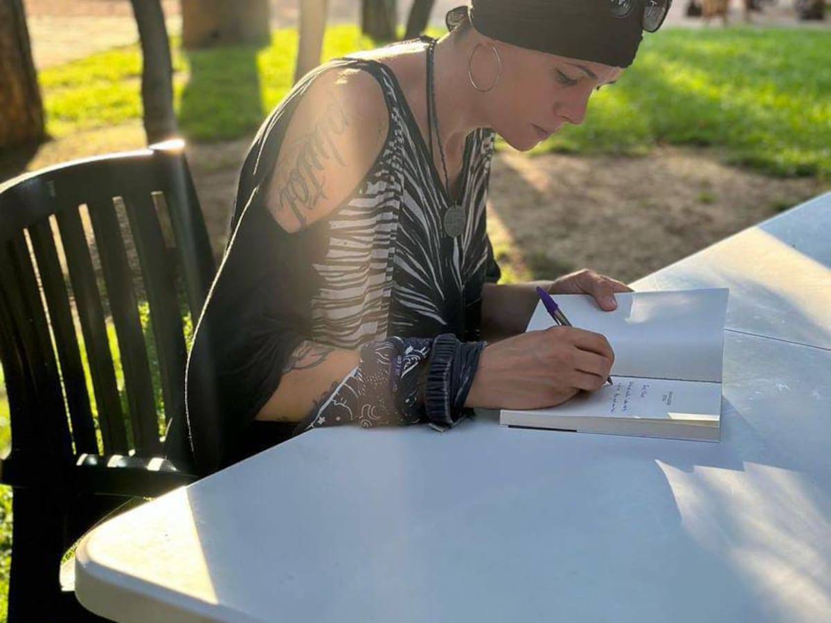 Juny Siva autora 'Com un calfred, et veig'