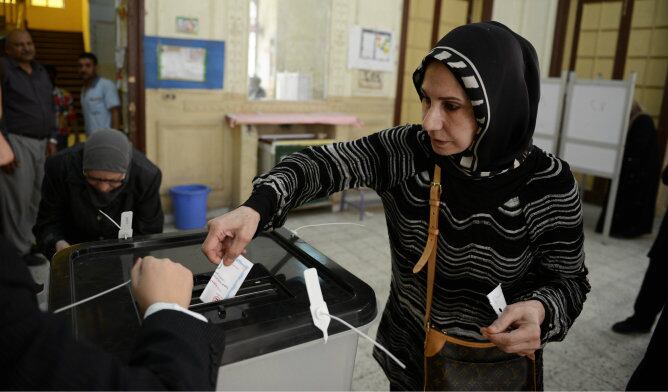 Los ciudadanos votan en Egipto en las primeras elecciones presidenciales desde el derrocamiento de Mursi