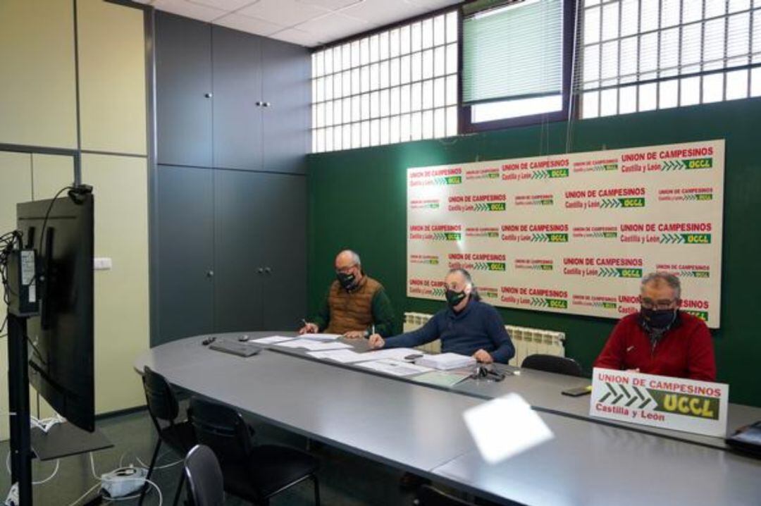 Rueda de prensa de la UCCL