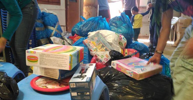 Material que envía olVIDAdos a los refugiados del campamento de Katsikas