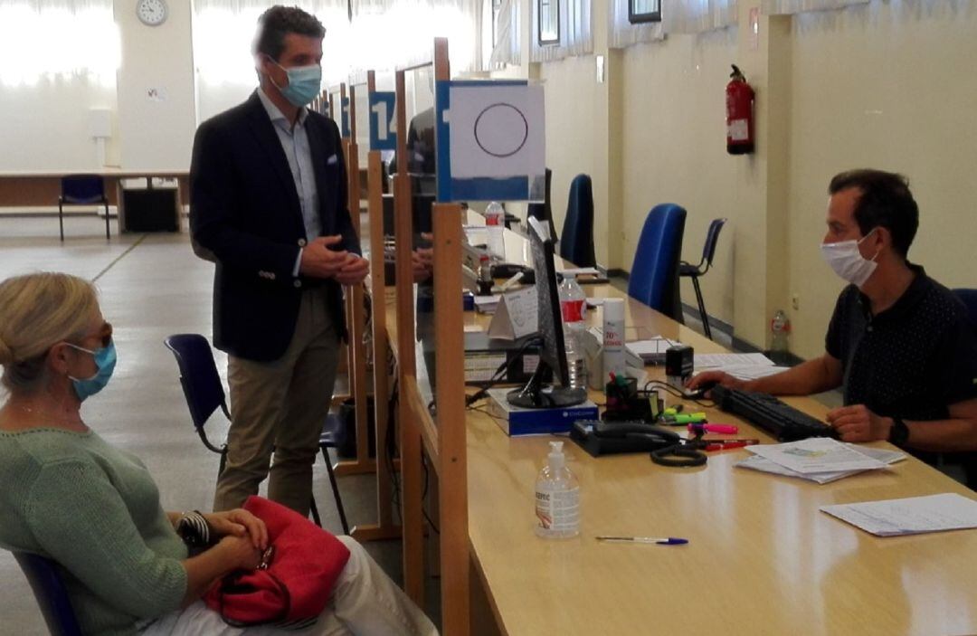 Interior de las nuevas dependencias de atención al ciudadano en el centro Cívico de San José