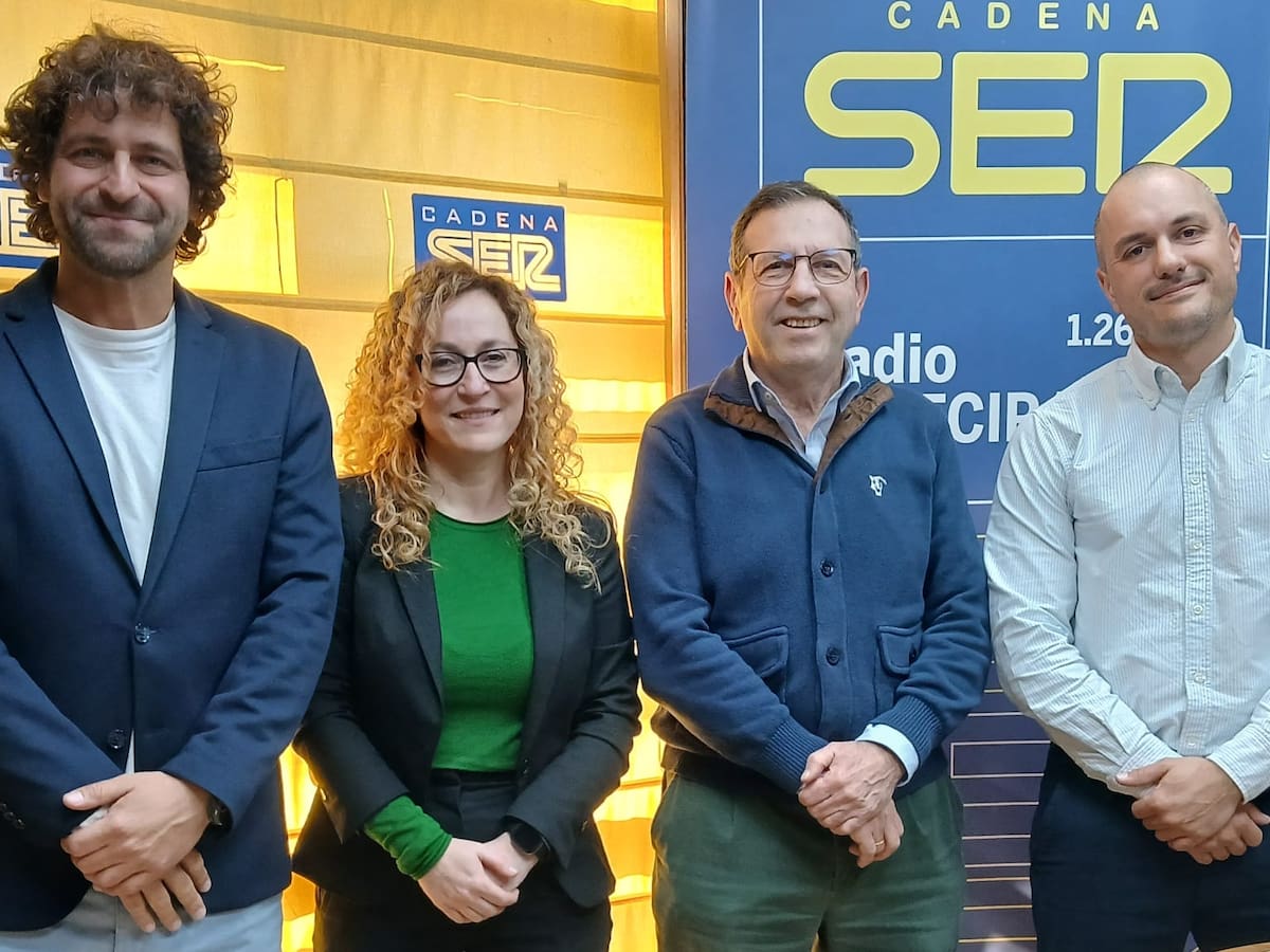 Moeve impulsa la formación dual en ingeniería en el Parque Energético de San Roque con el Máster en Petroquímica y Tecnologías del Hidrógeno