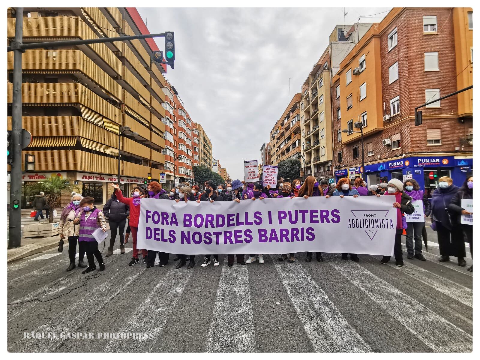 Manifestación del Front Abolicionista en València