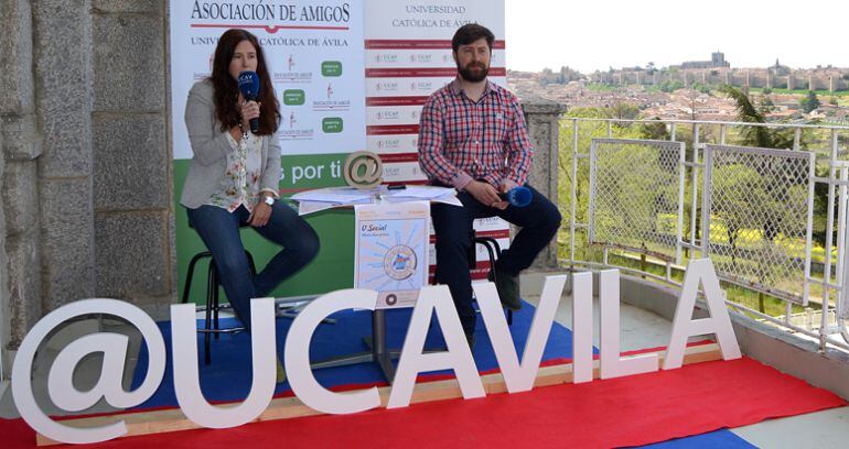Noelia Muñoz y Daniel García-Moreno presentan el V Social Media Day