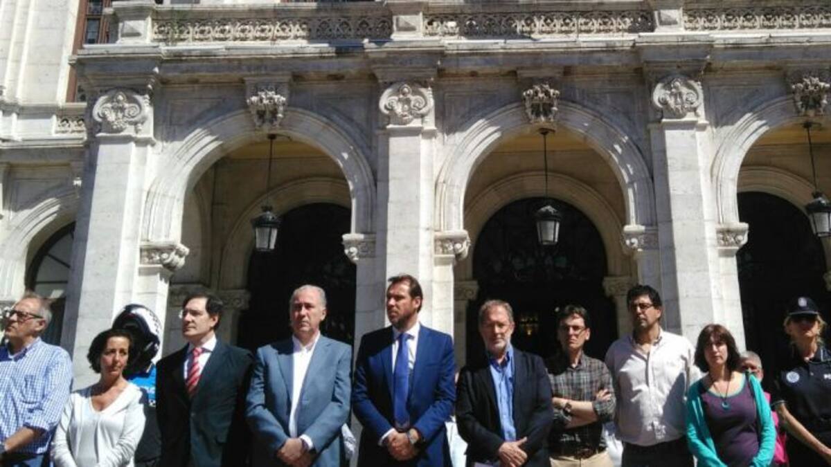 Minuto de silencio en solidaridad con Niza