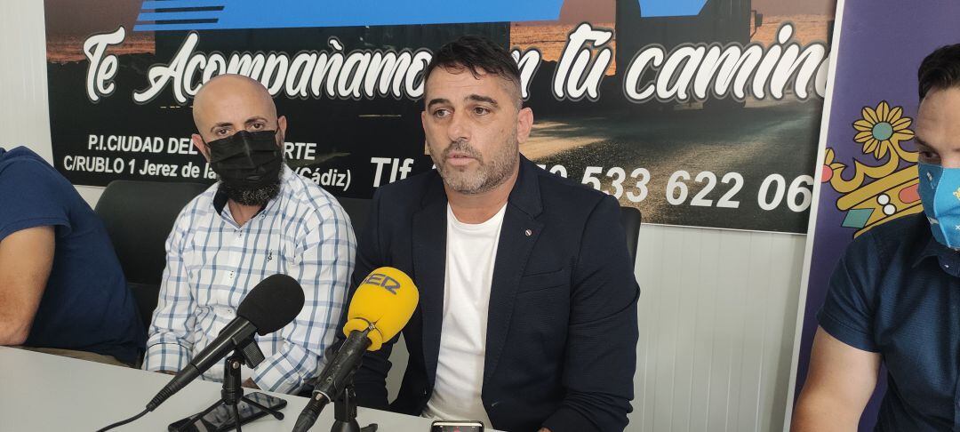 Emilio Fajardo durante la rueda de prensa