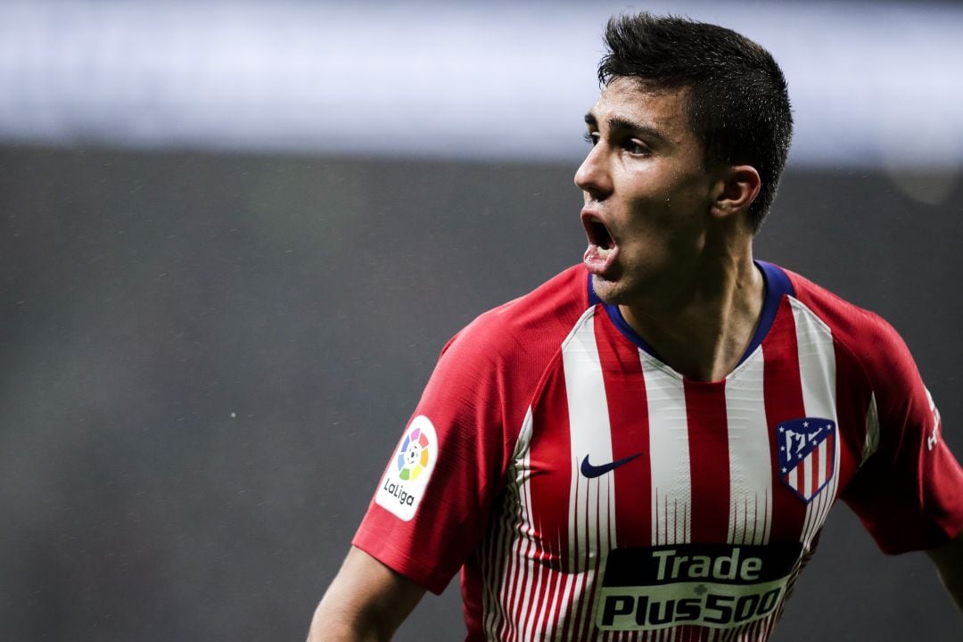 Rodrigo Hernández, en un partido con el Atlético.