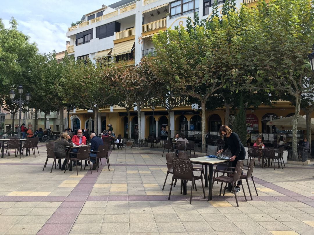 Terraza en la plaza Calderón