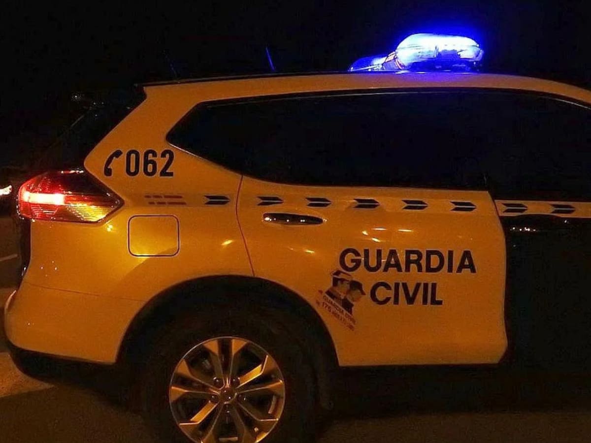 Rescatados dos senderistas en el Alto del León