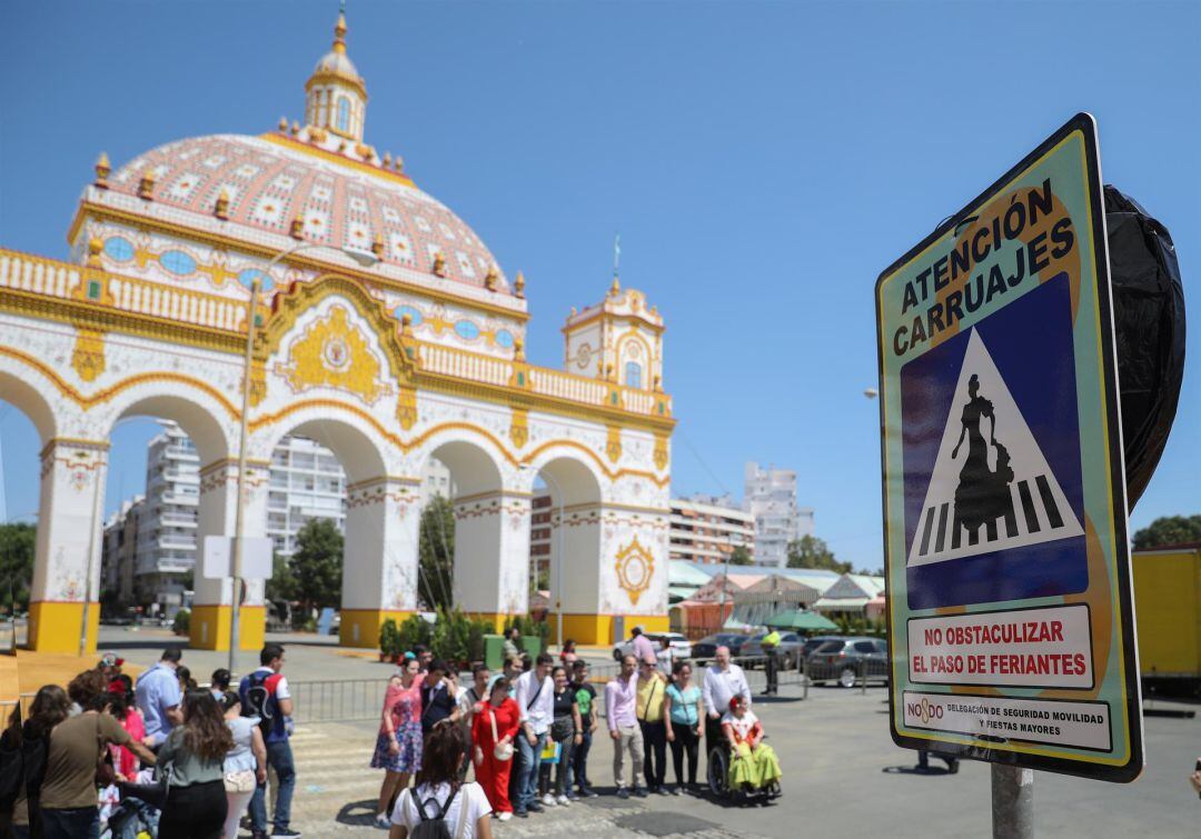 Portada de la Feria de Abril de Sevilla