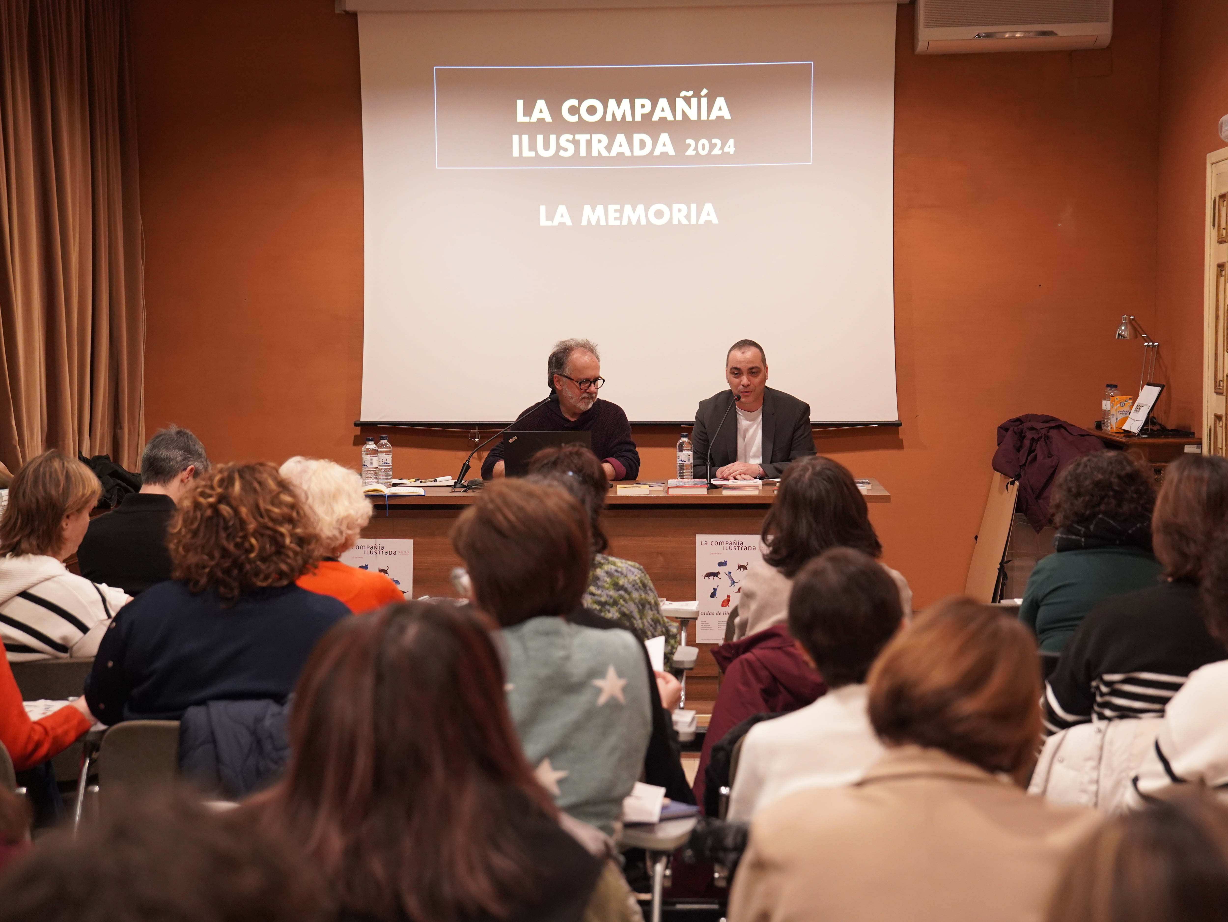 Arranca La Compañía Ilustrada 2025 con la presentación a las bibliotecarias