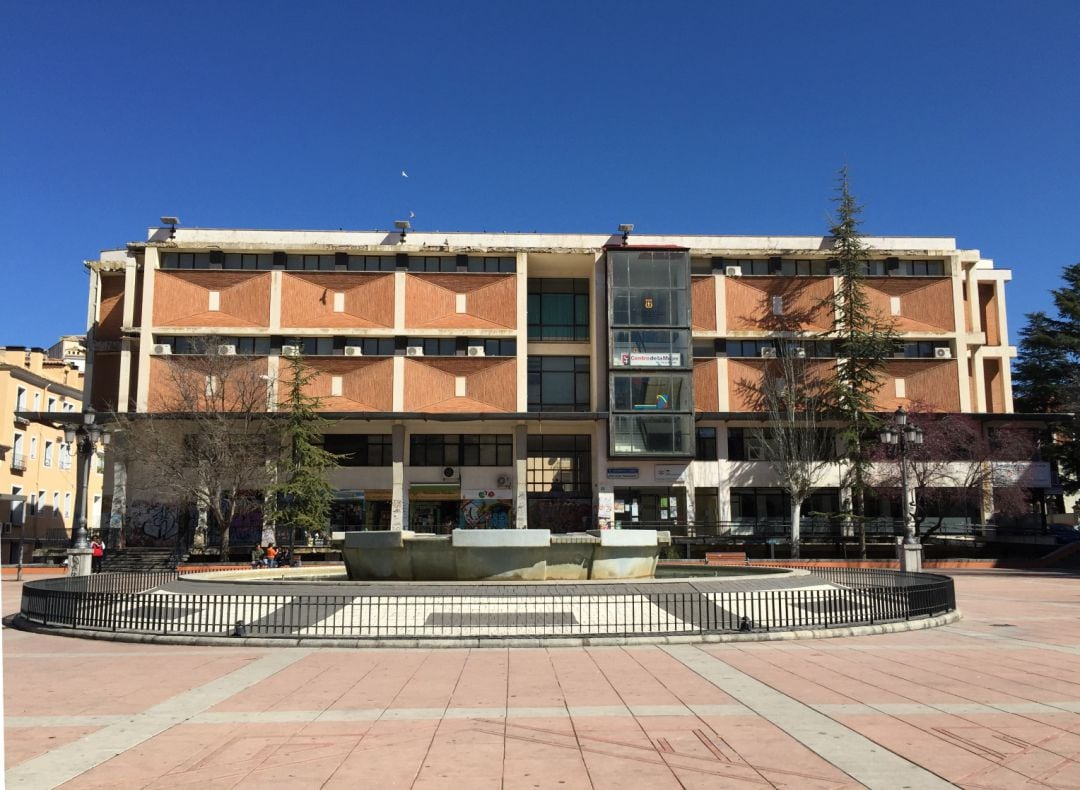 Edficio del Mercado en la Plaza de España de Cuenca