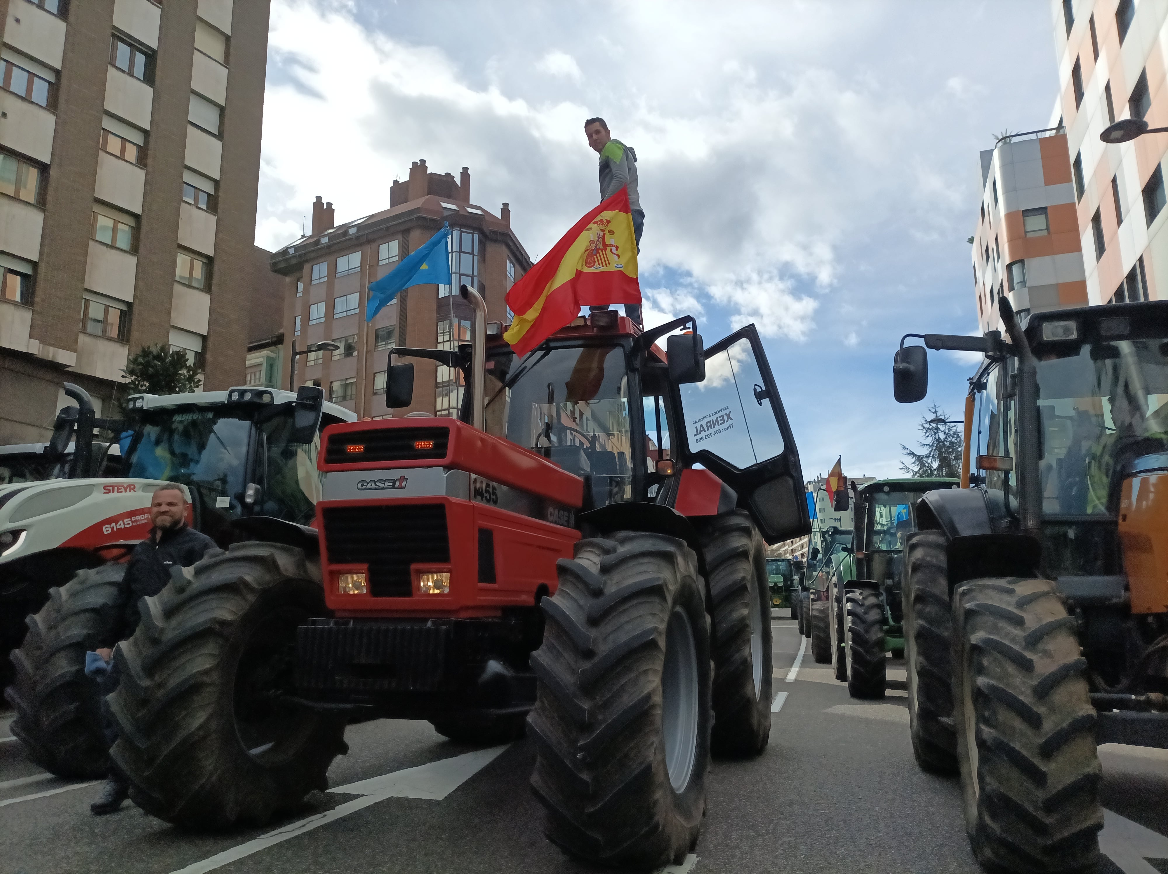 Momento de la tractorada de Oviedo