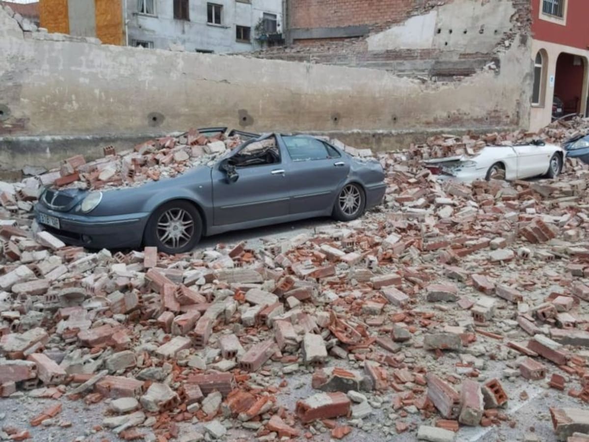 La borrasca 'Bella' provoca numerosos daños en Asturias y obliga a activar el nivel de alerta 2