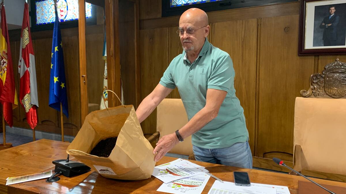 Ponferrada inicia un proyecto de "compostaje doméstico" en las pedanías para transformar los residuos orgánicos en abono