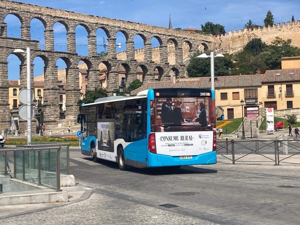 Imágenes de un autobús urbano en Segovia