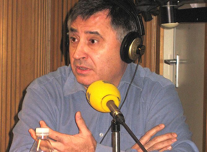 Gervasio Sánchez, en los estudios de la SER