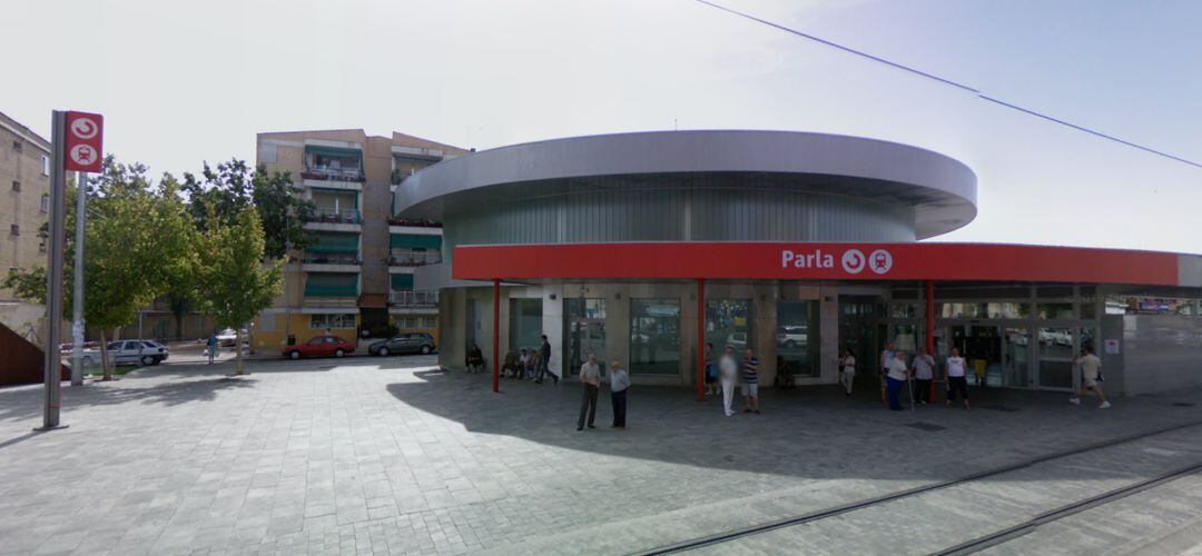 Extreior de la estación de Parla de Cercanías