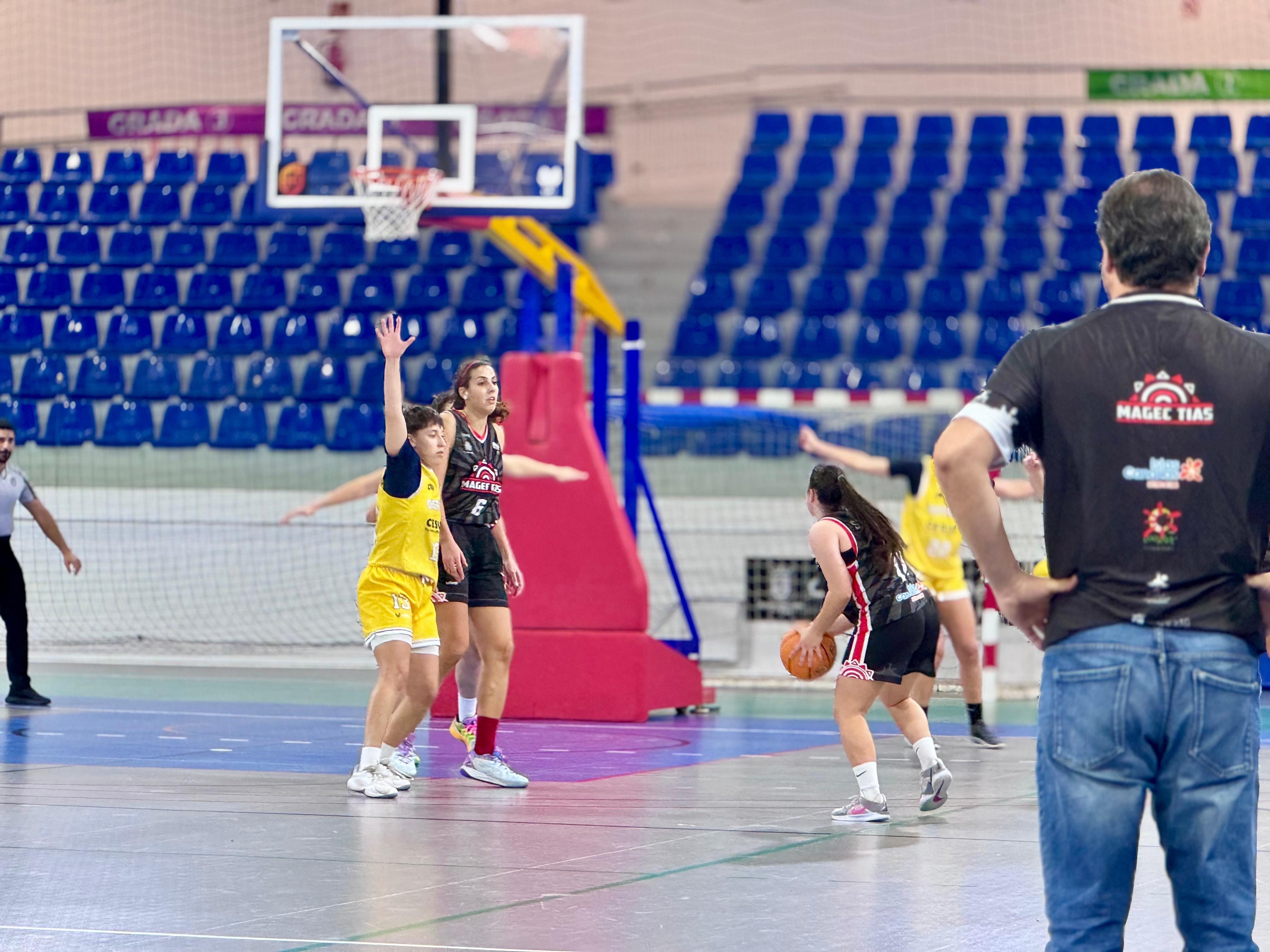 El Magec Tías Lanzarote jugando con el Distrito Olímpico.