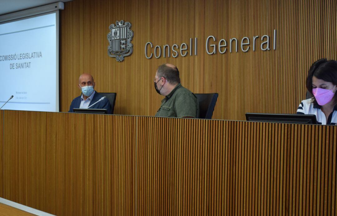 Compareixença del ministre de Salut davant la comissió legislativa de Sanitat.