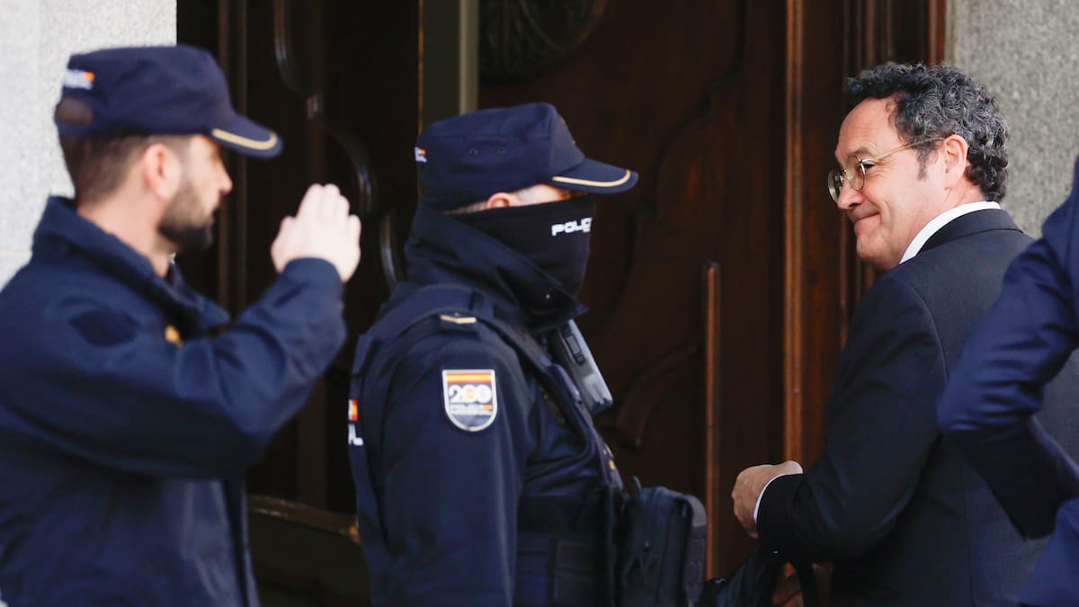 Los agentes de la UCO que registraron el despacho del fiscal general declaran ante el Supremo: "Literalmente no sabía lo que estaba buscando"