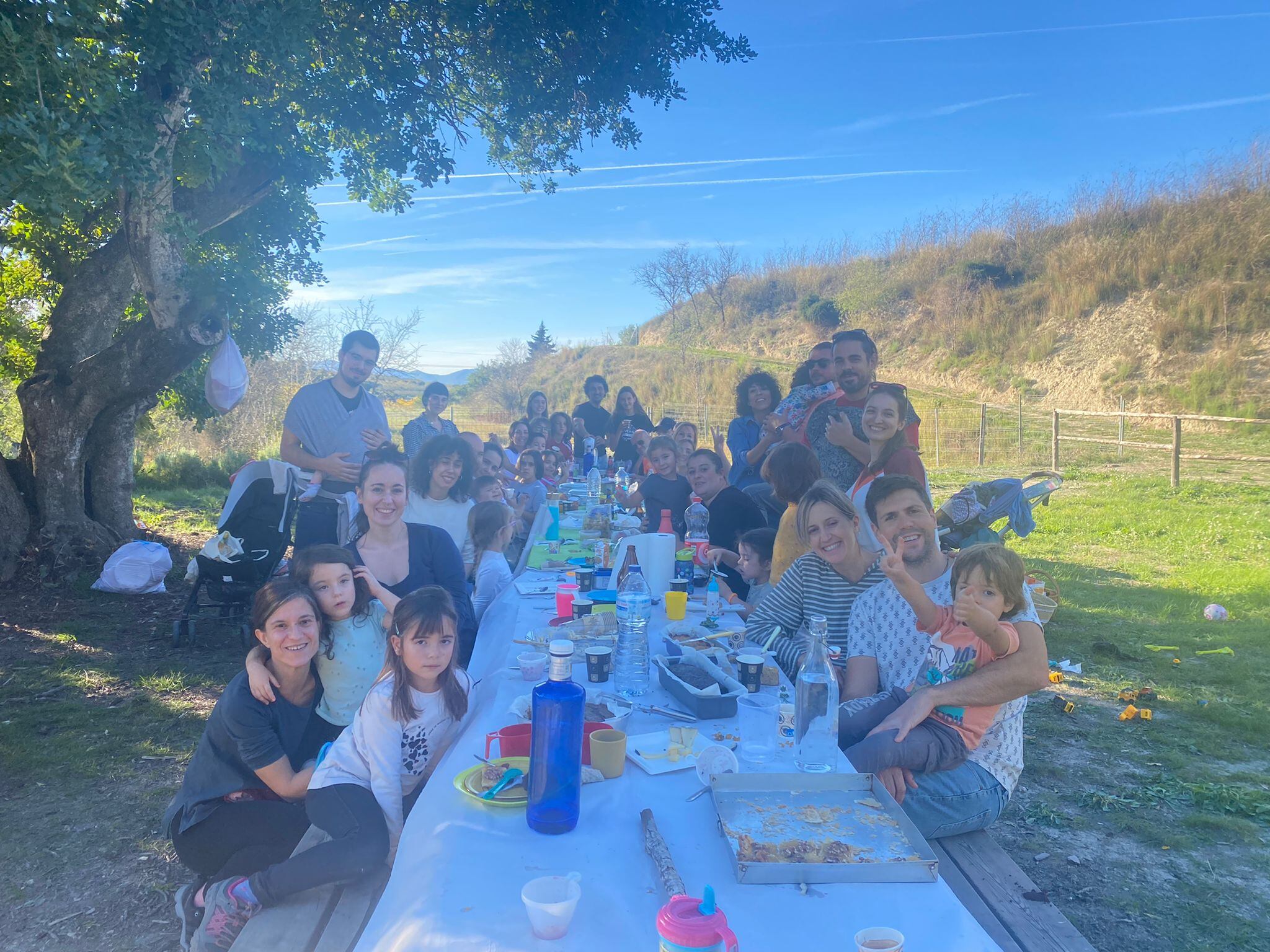 Imatge de la festa de benvinguda a Otos