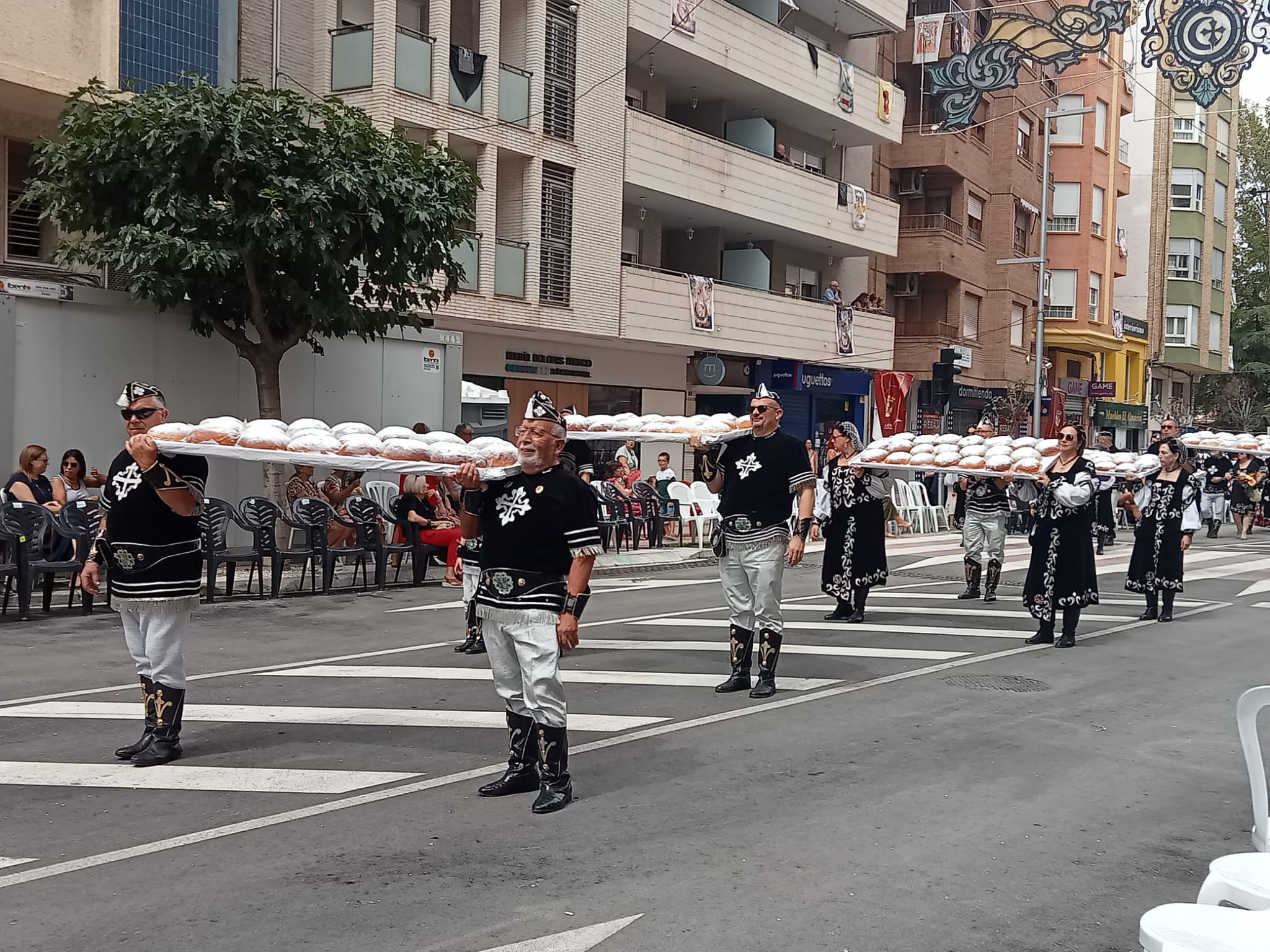 Cristianos con las toñas