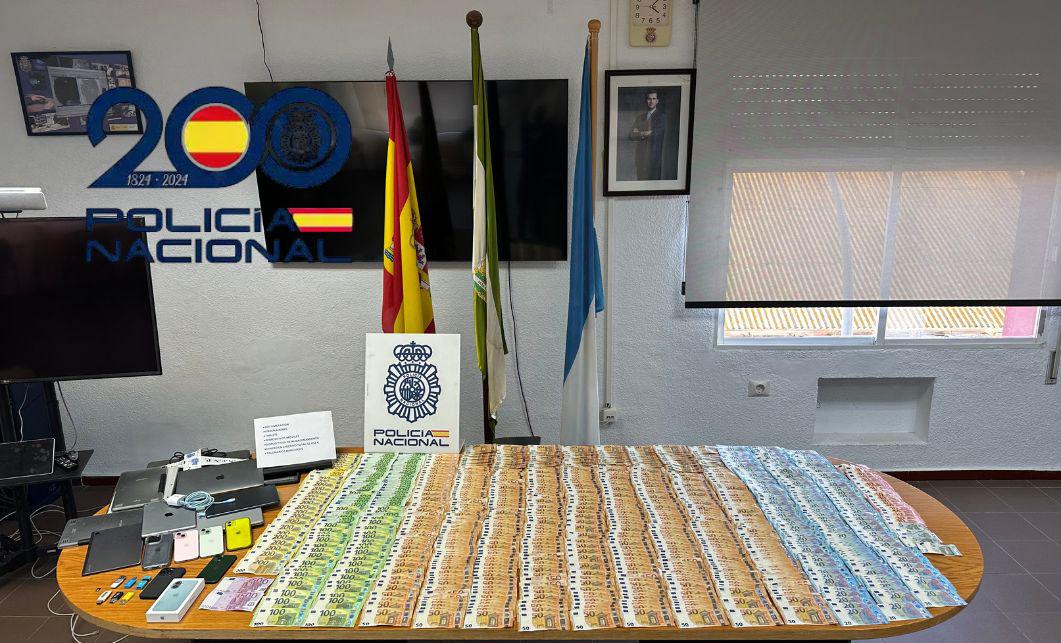 Dinero incautado por la Policía