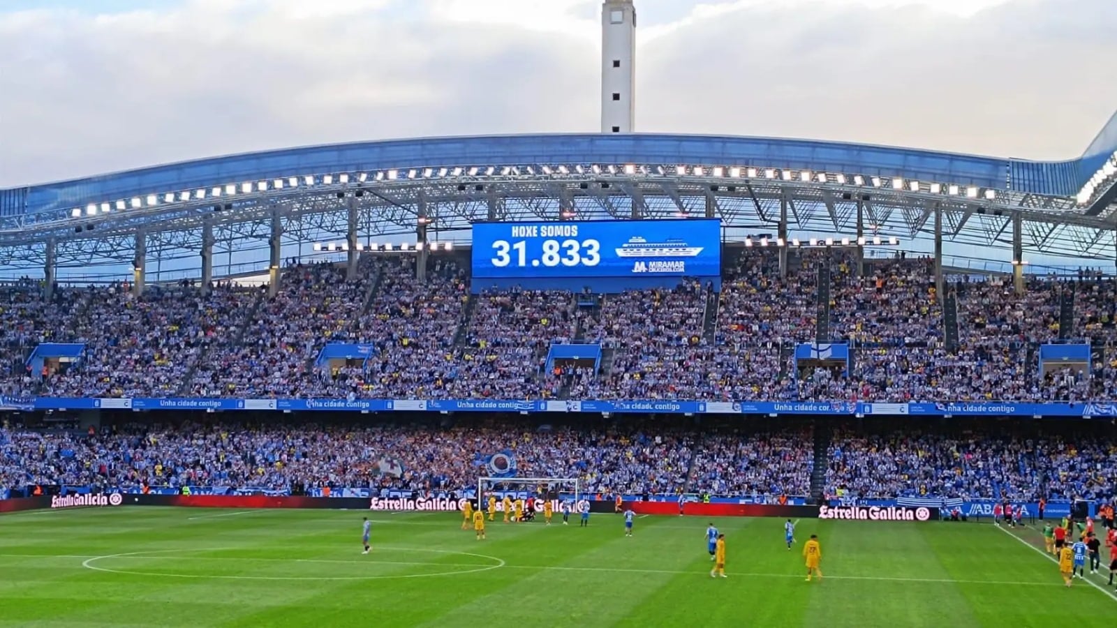 Récord de asistencia en Primera Federación: 31.833 personas en Riazor