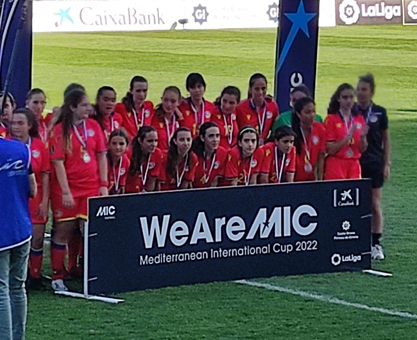 La selecció femenina-juvenil cadet al torneig MIC