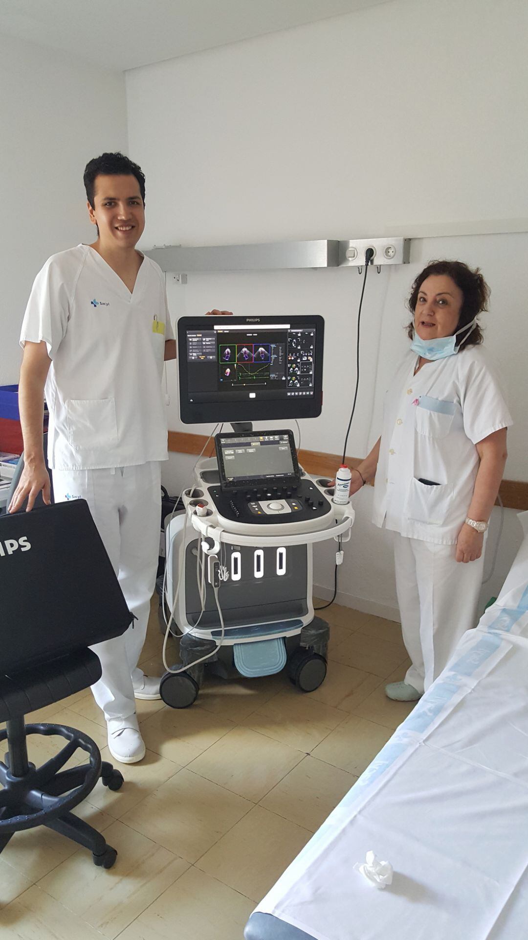 Ecocardiógrafo donado por COPISO.