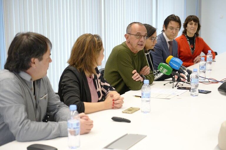 L'alcalde, Miquel Pueyo, durant la presentació del sistema que protegirà la Paeria dels ciberatacs. Foto: Paeria.