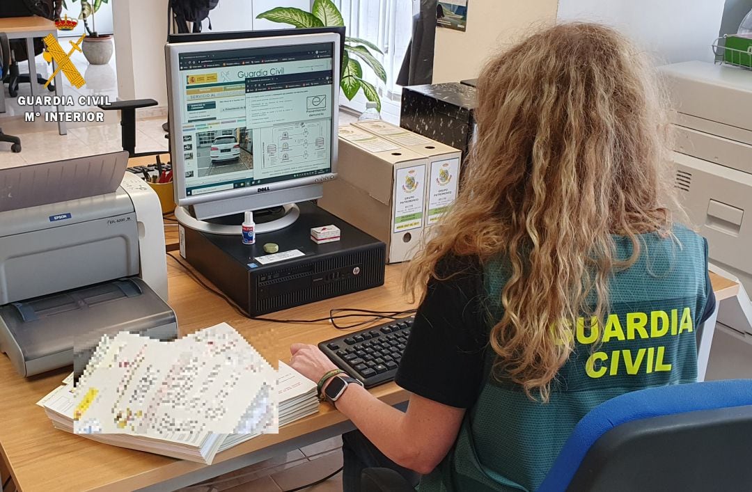 La Guardia Civil lucha contra la ciberdelincuencia