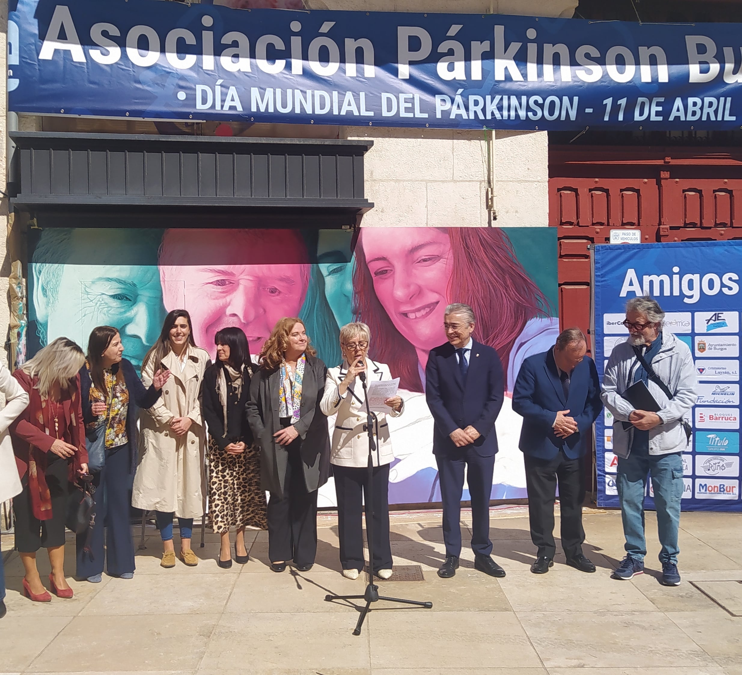 Lectura del manifiesto por el Día Internacional del Parkinson