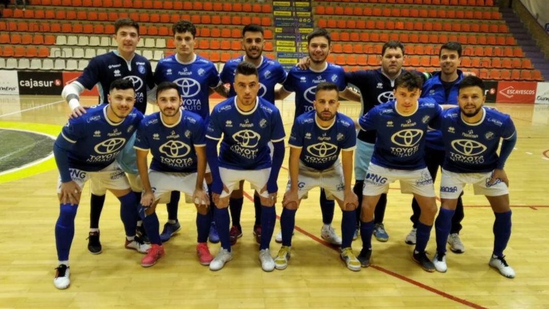 El equipo antes del partido en Jaén