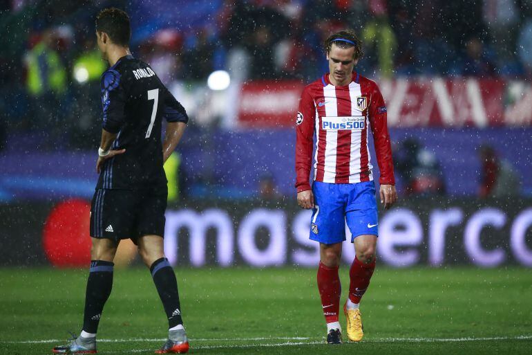 Cristiano y Griezmann, en el último derbi en el Calderón