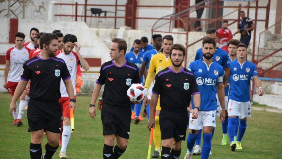 El Linares vuelve a tropezar fuera de casa y cae en el campo del Martos CD