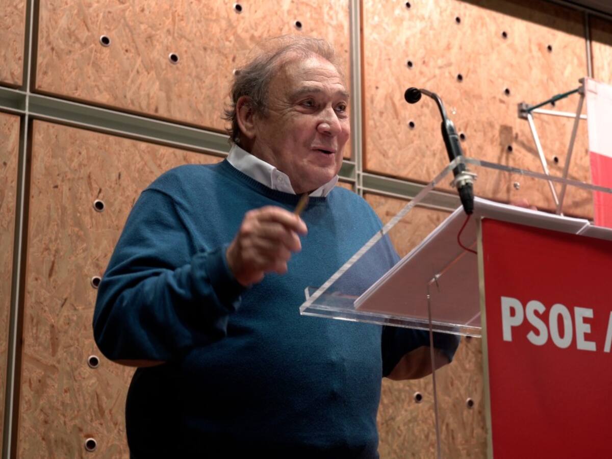 Emilio Villarino seguirá liderando el PSOE local al frente de una ejecutiva renovada en más de un 80%