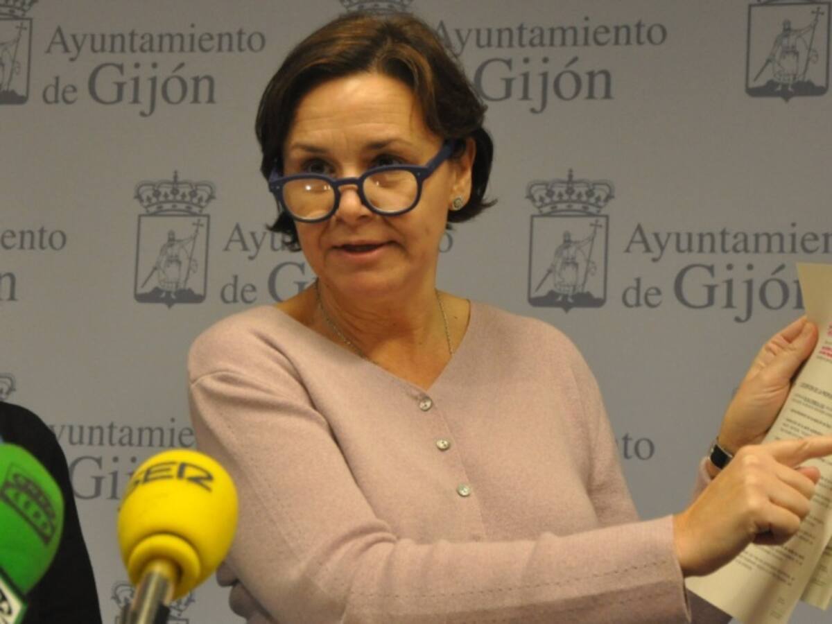 La alcaldesa de Gijón dice que "manda la ciudadanía" y acusa a Belén Fernández de incumplir el plan de inspecciones a empresas contaminantes