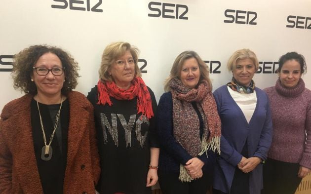 Tras leer el manifiesto, integrantes de la Asamblea Feminista han pasado por el programa Hoy por hoy