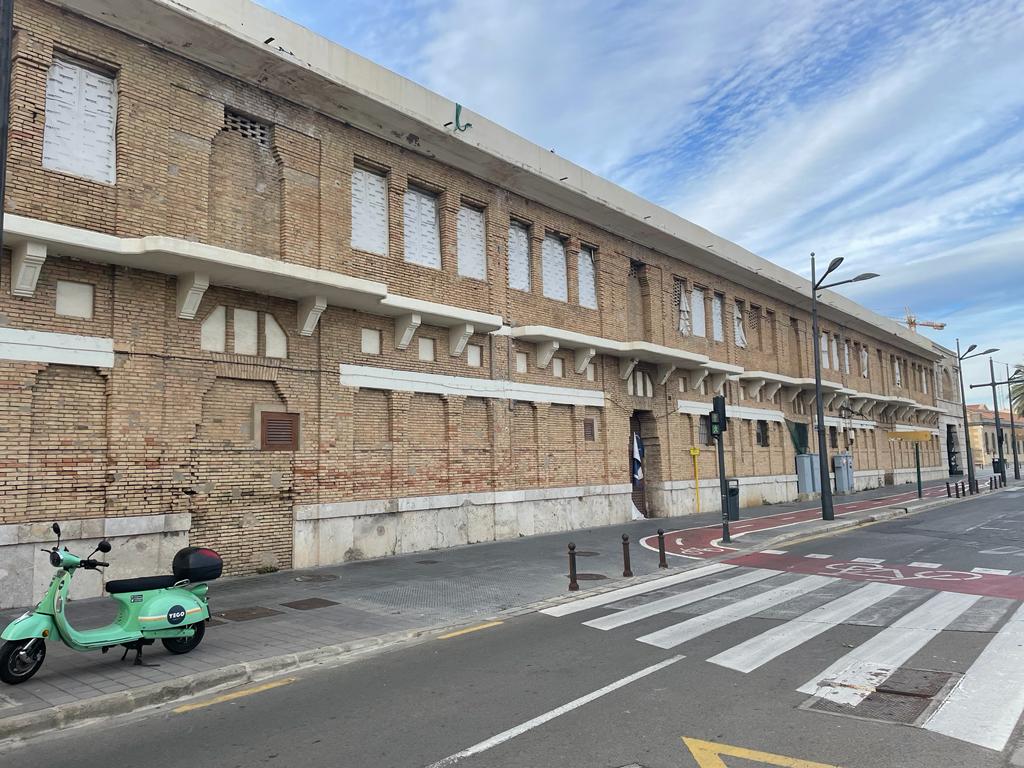 Imagen del edificio de los Docks, en València