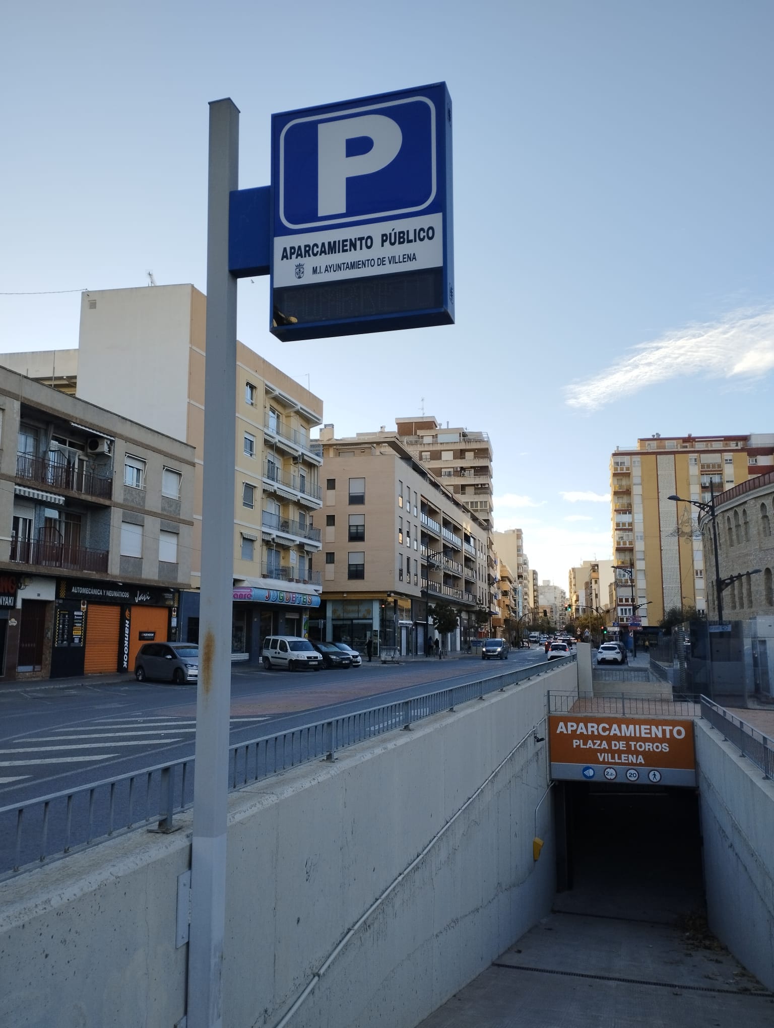 Entrada al aparcamiento