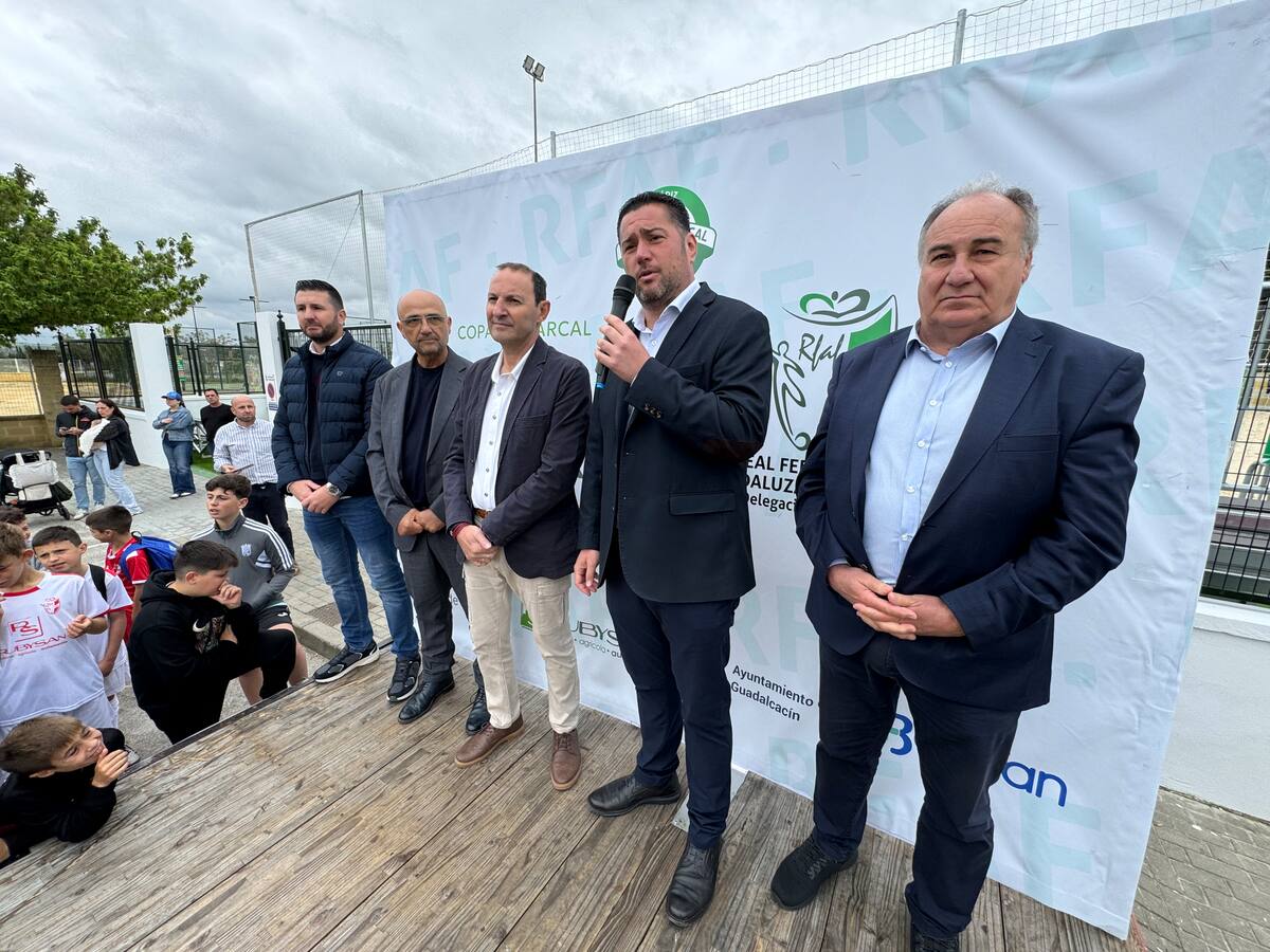 Guadalcacín estrena su campo de fútbol playa con la I Copa Provincial