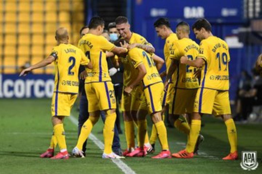 Celebración de un gol de la AD Alcorcón frente al Lugo