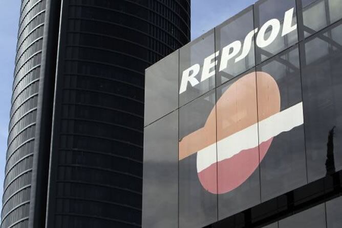 Sede de la compañia petrolera Repsol